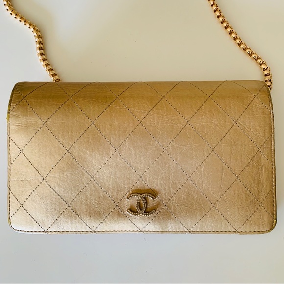 Authentic Chanel Gold Quilted Long Wallet - Picture 4 of 7